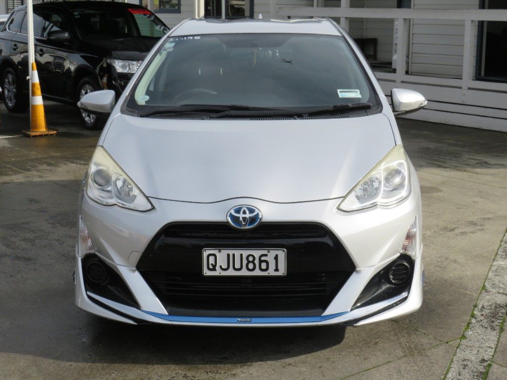 Vehicle image 2