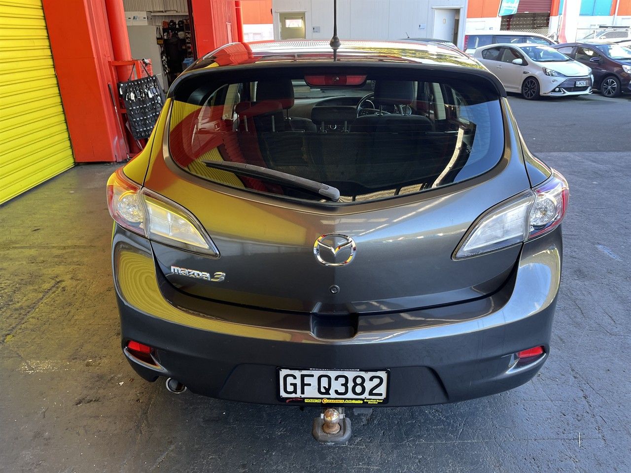 Vehicle image 5