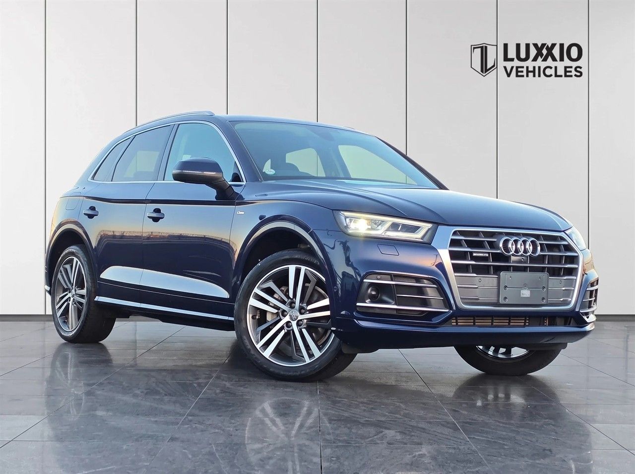 Vehicle image 4