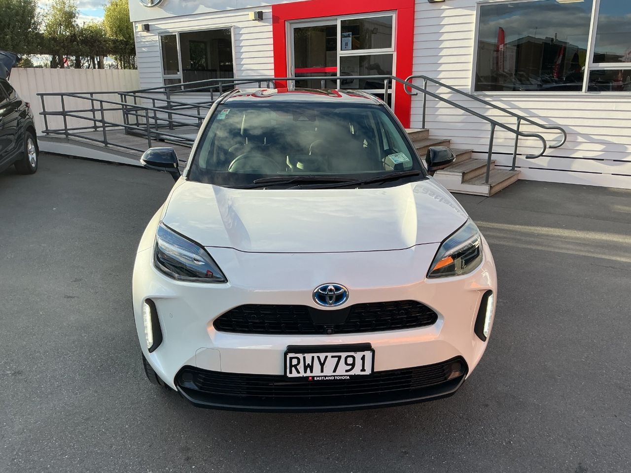 Vehicle image 2