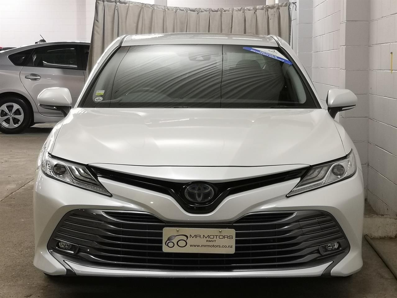 Vehicle image 4