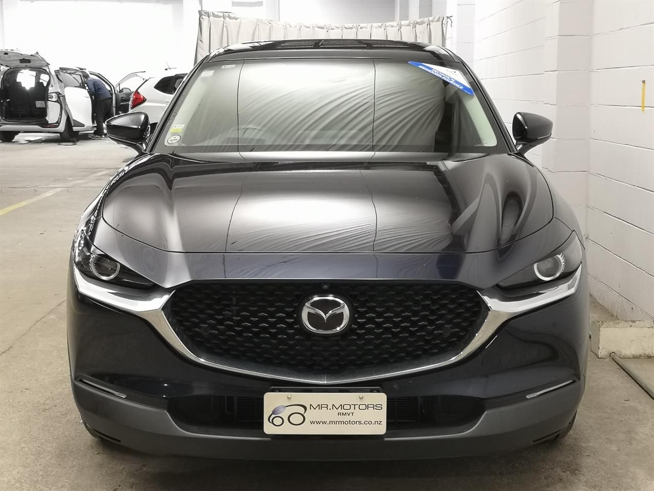 Vehicle image 4