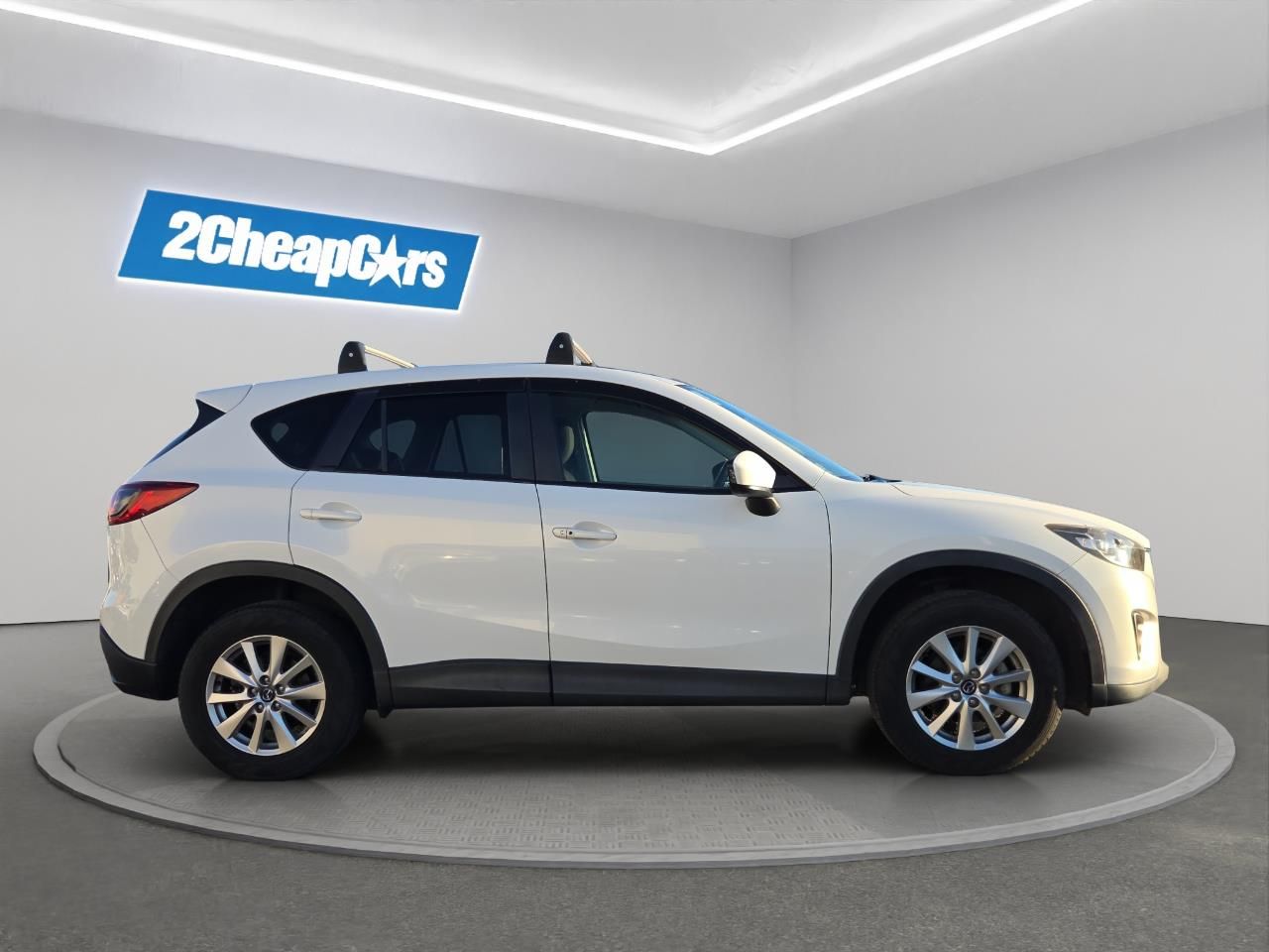 Vehicle image 4