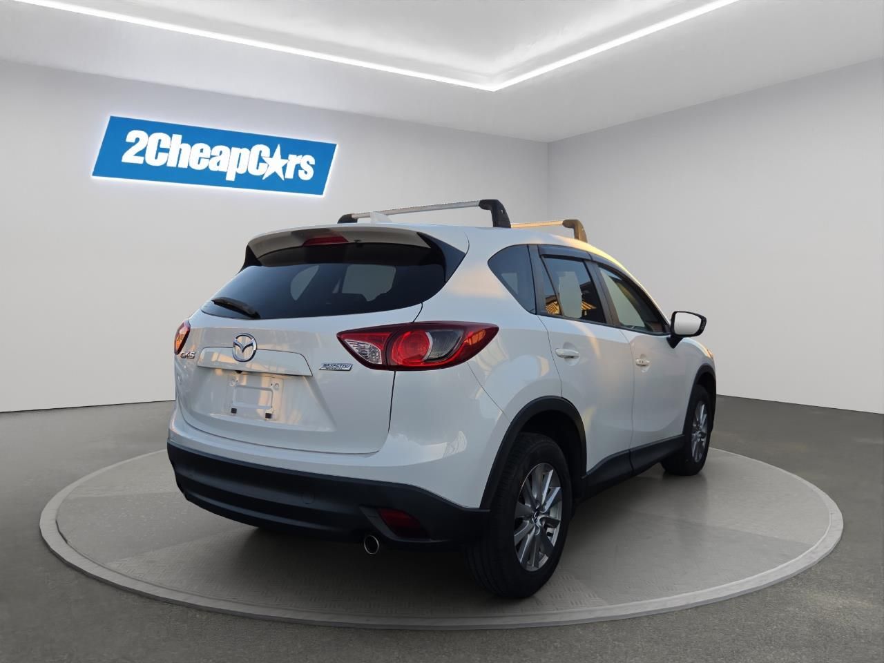Vehicle image 5