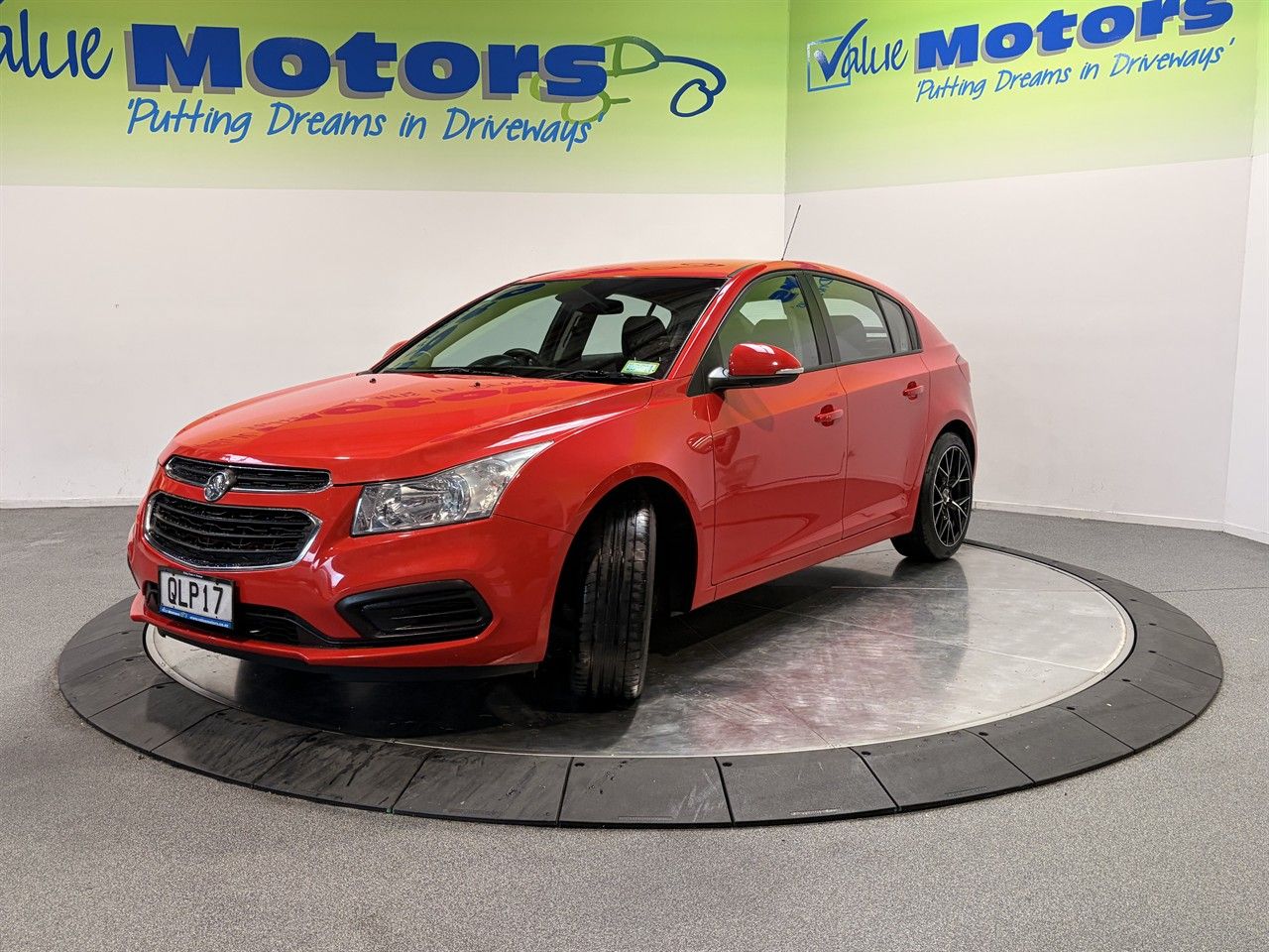 Vehicle image 3