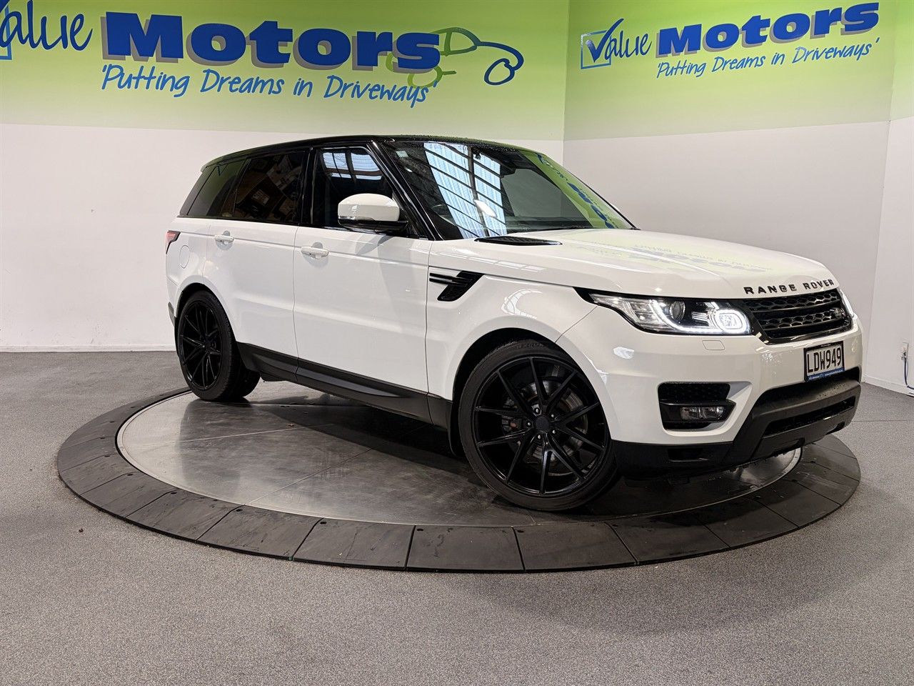 Vehicle image 1