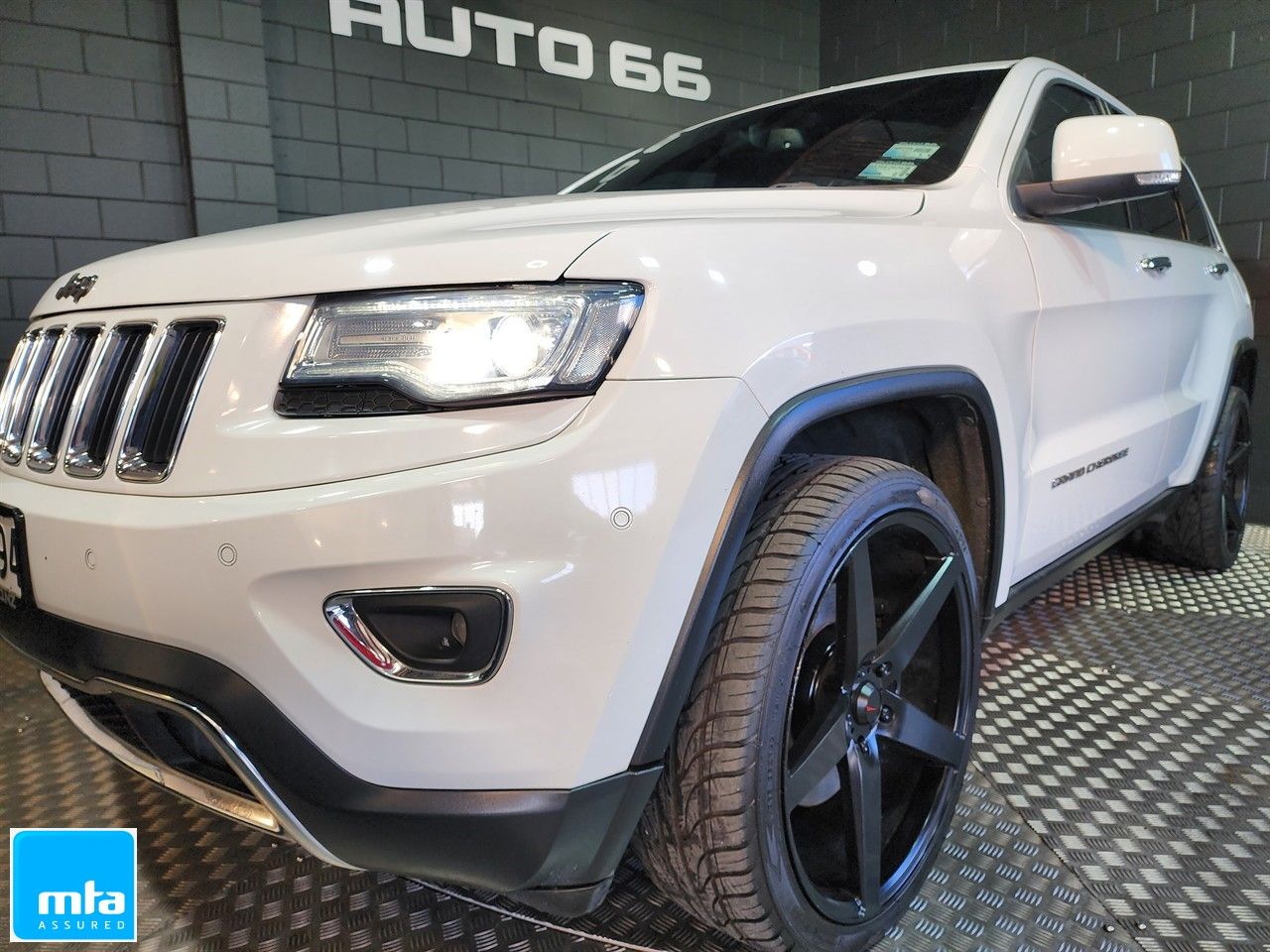 Vehicle image 3