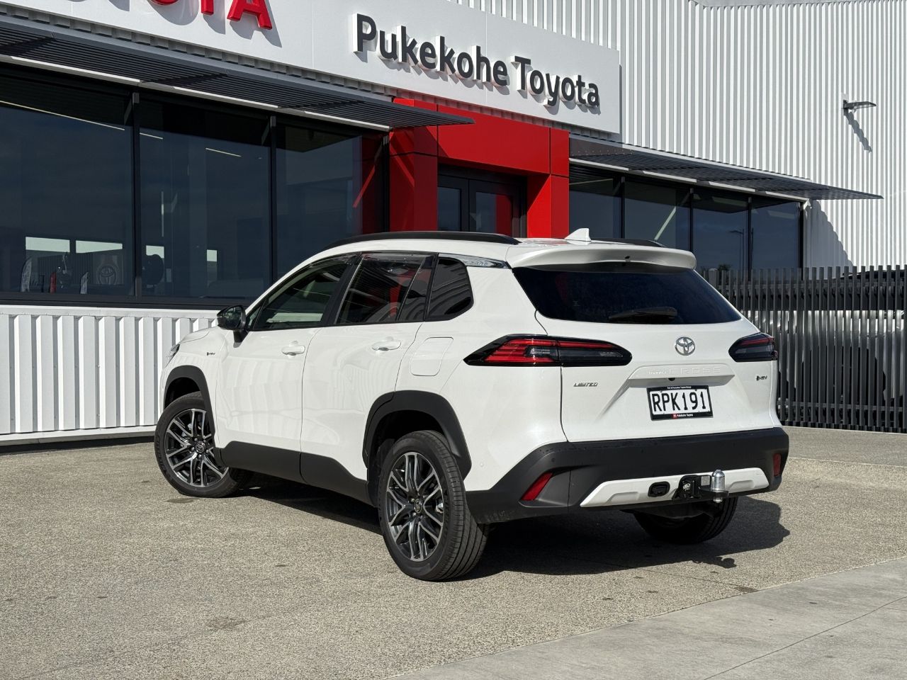 Vehicle image 4
