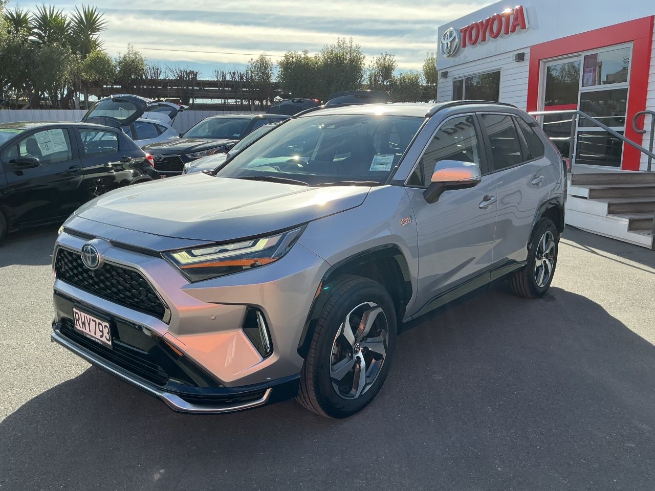Vehicle image 3