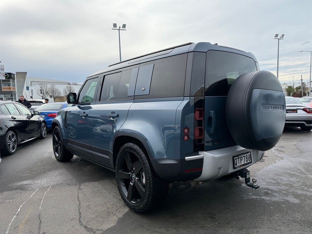 Vehicle image 5