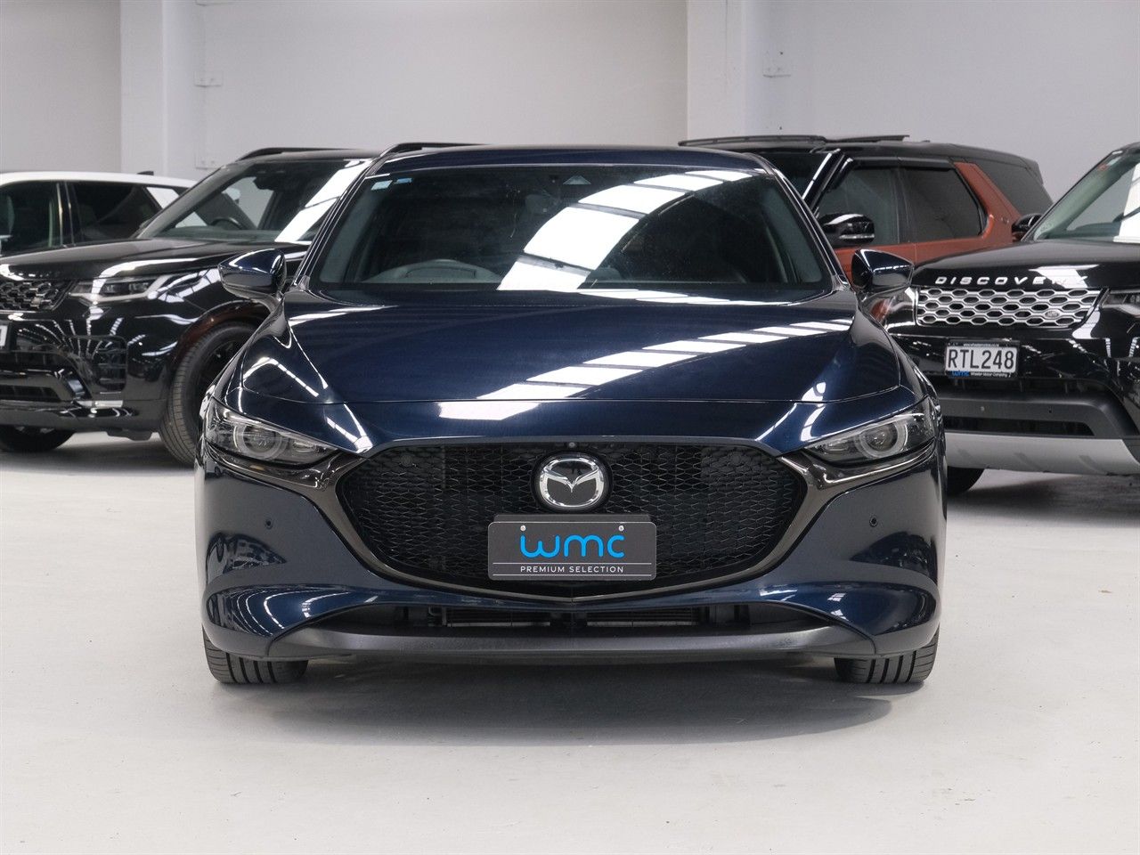 Vehicle image 3