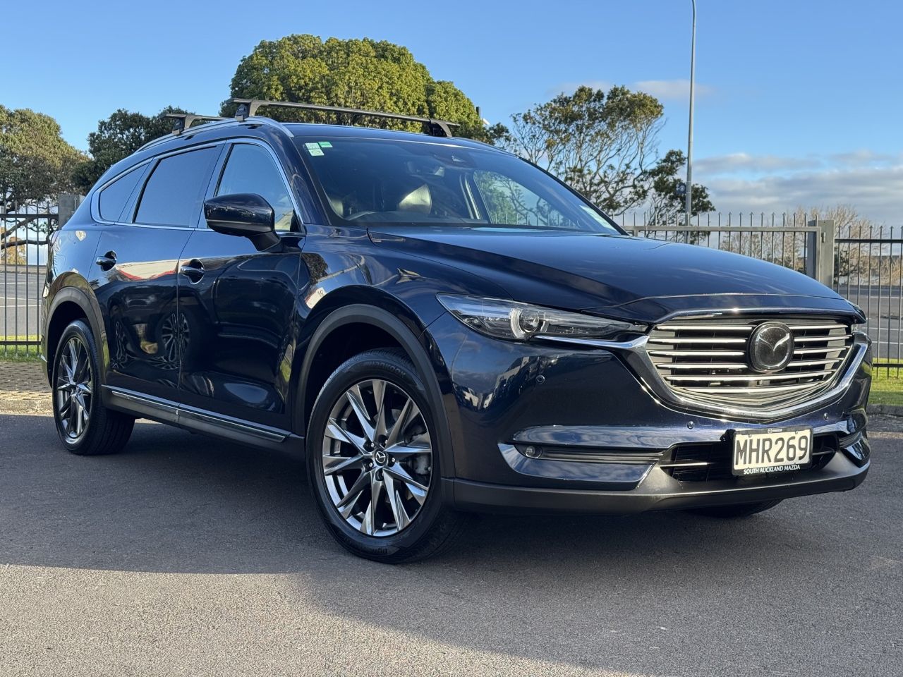 Vehicle image 5
