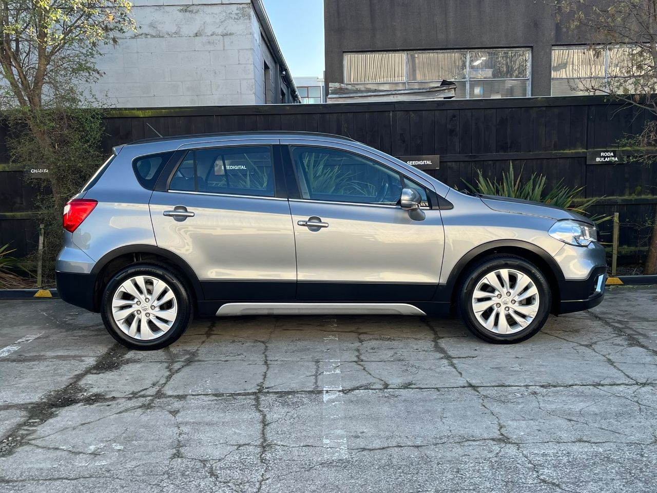 Vehicle image 2