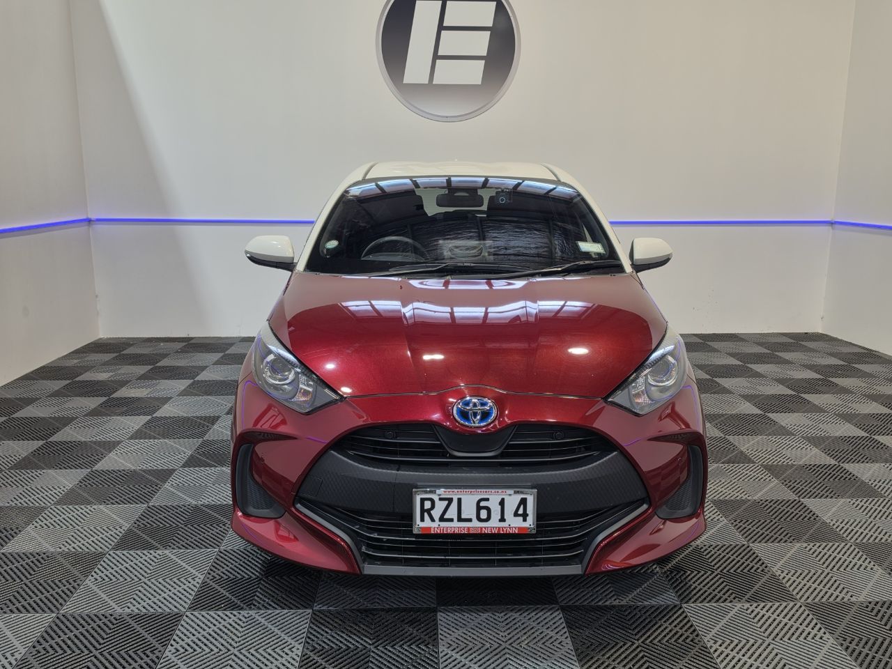 Vehicle image 2