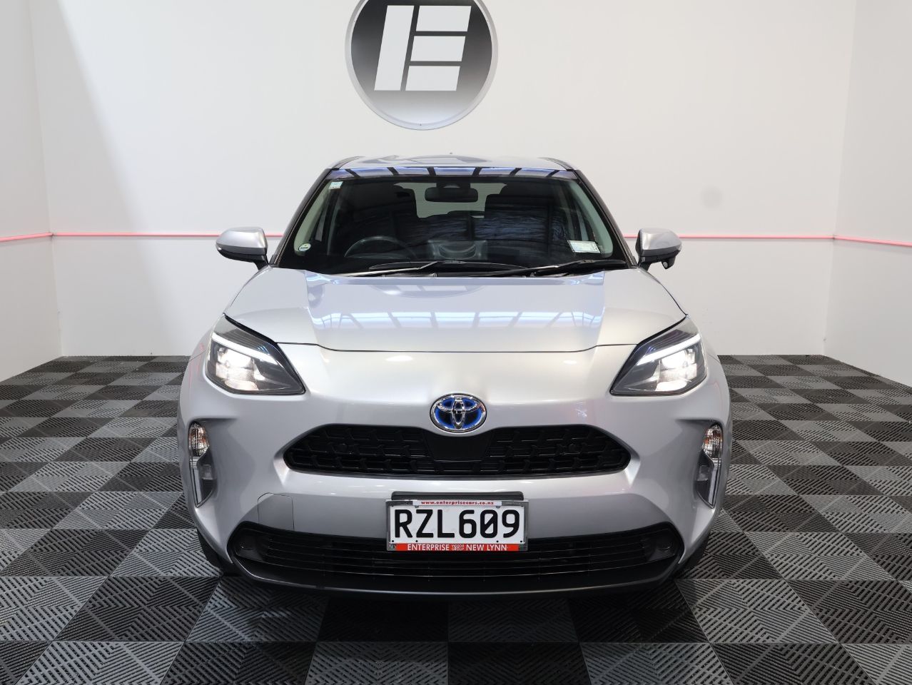 Vehicle image 2