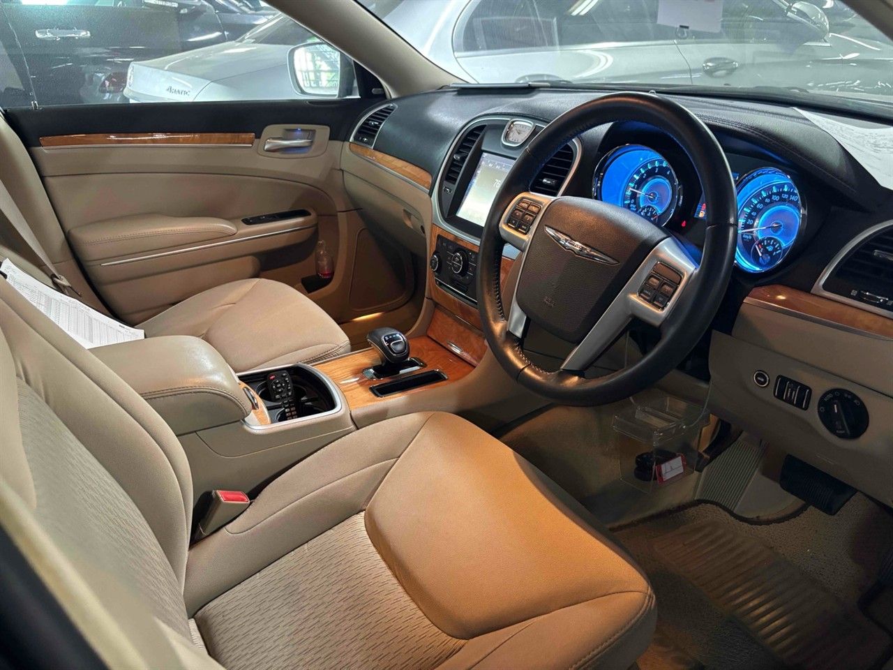 Vehicle image 3