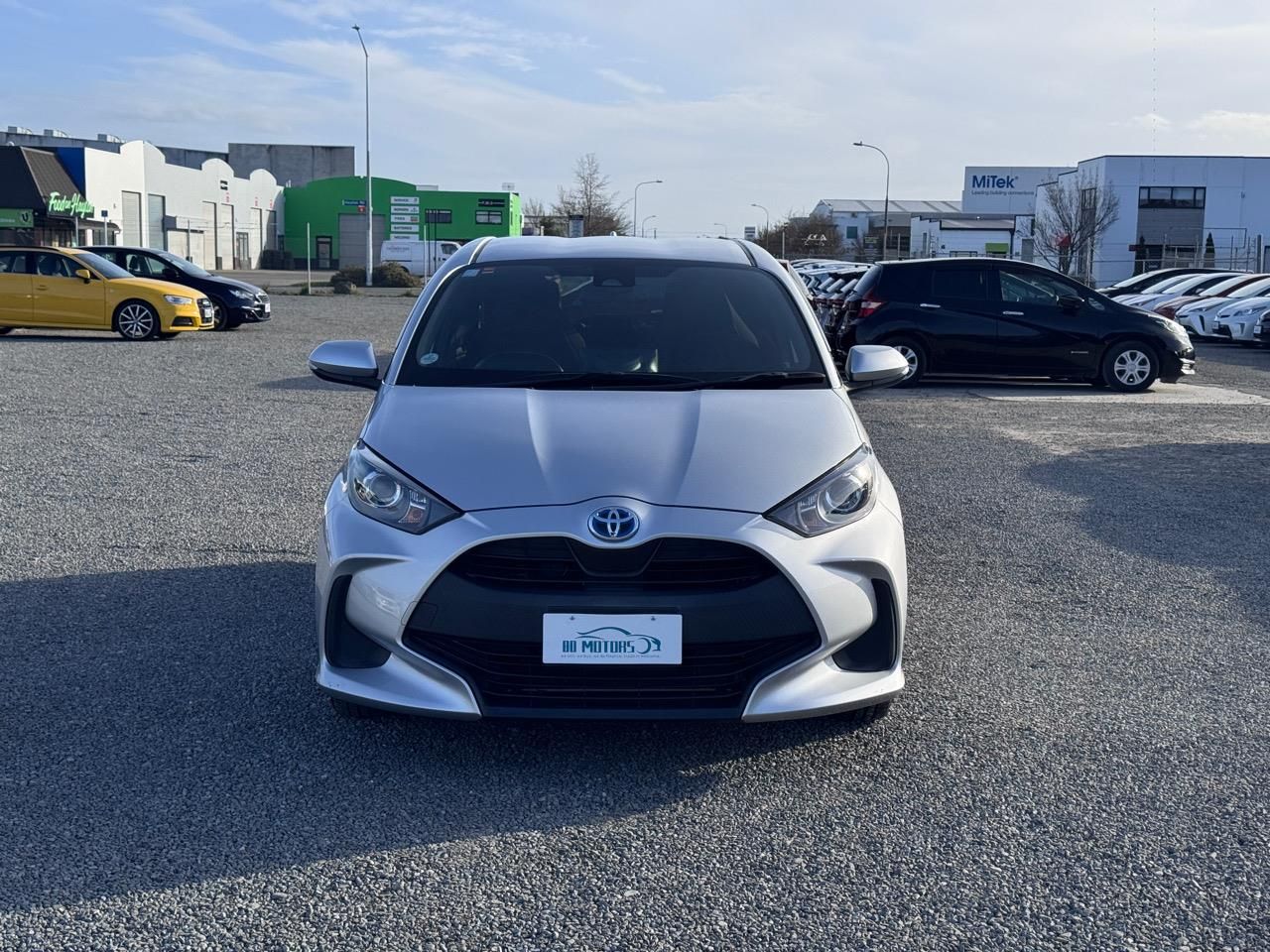 Vehicle image 2