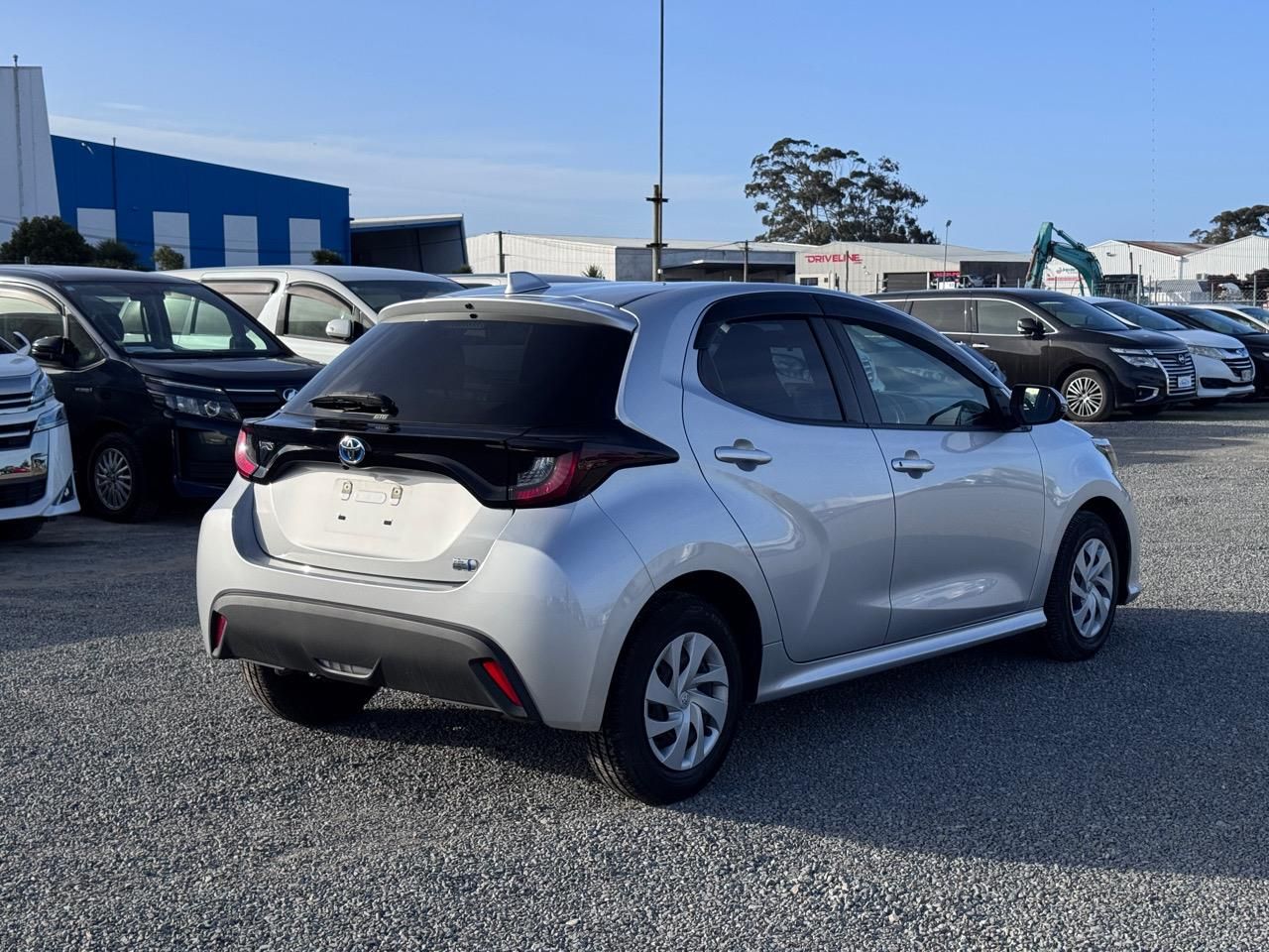 Vehicle image 5