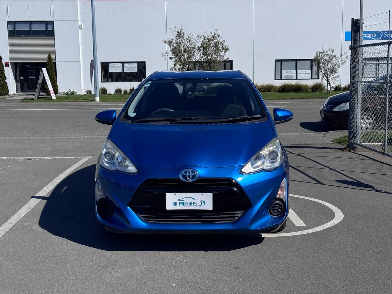 Vehicle image 2