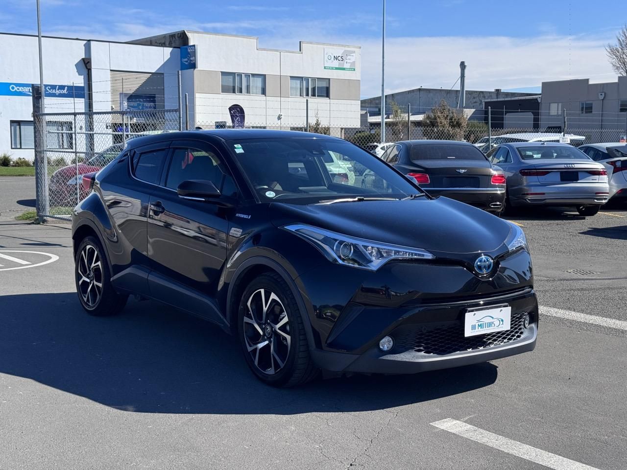 Vehicle image 3