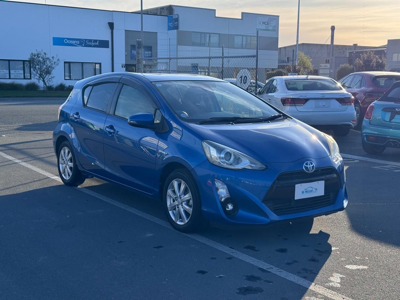 Vehicle image 3