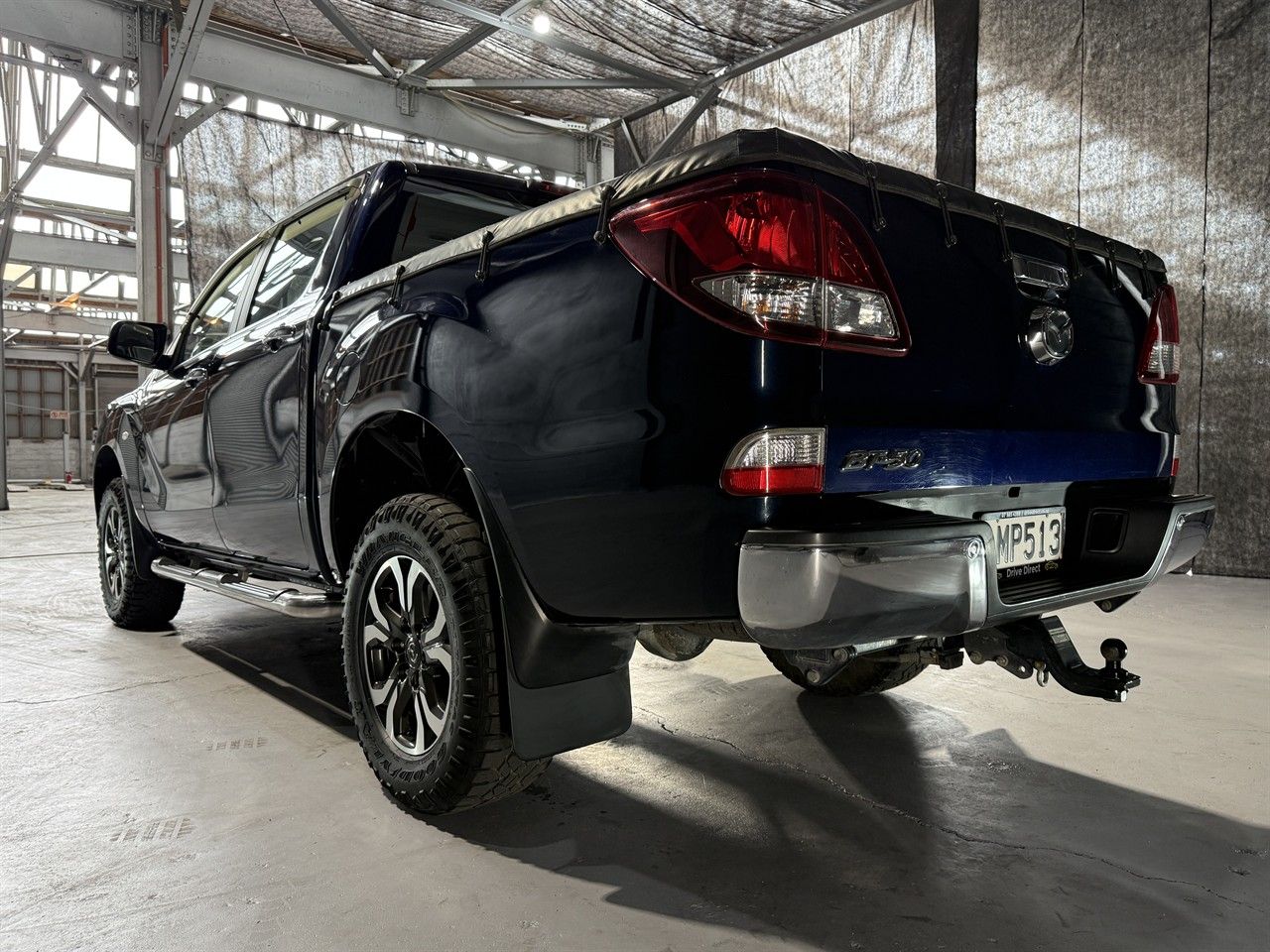 Vehicle image 5