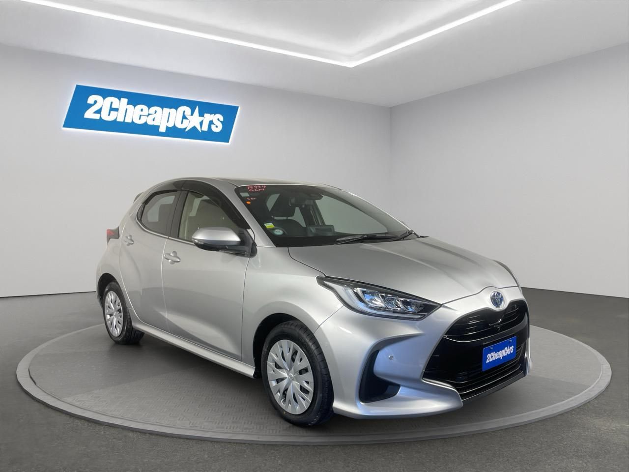 Vehicle image 3