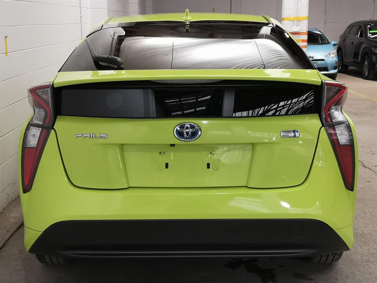 Vehicle image 5