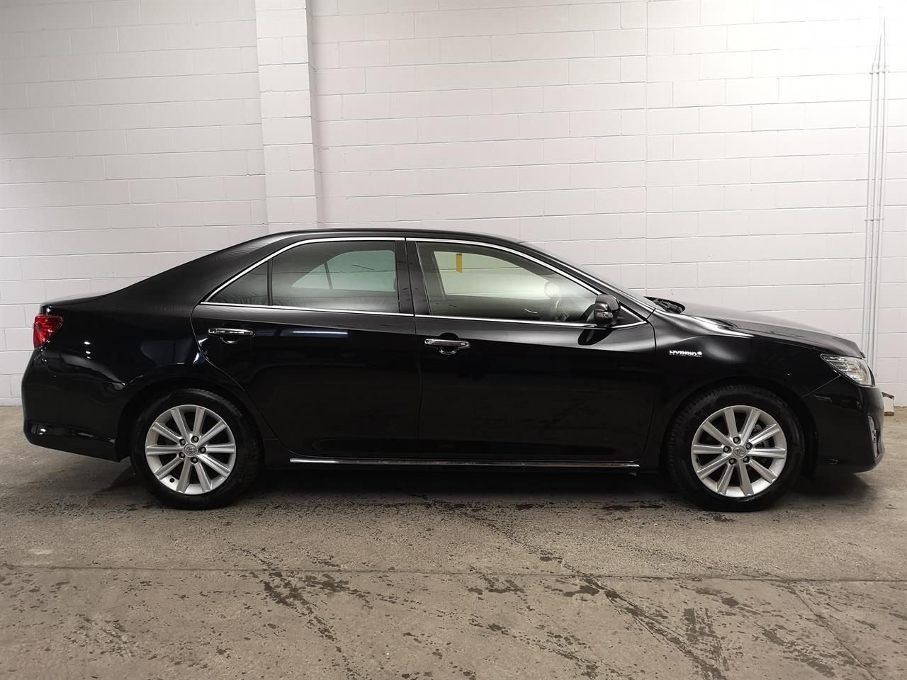 Vehicle image 3