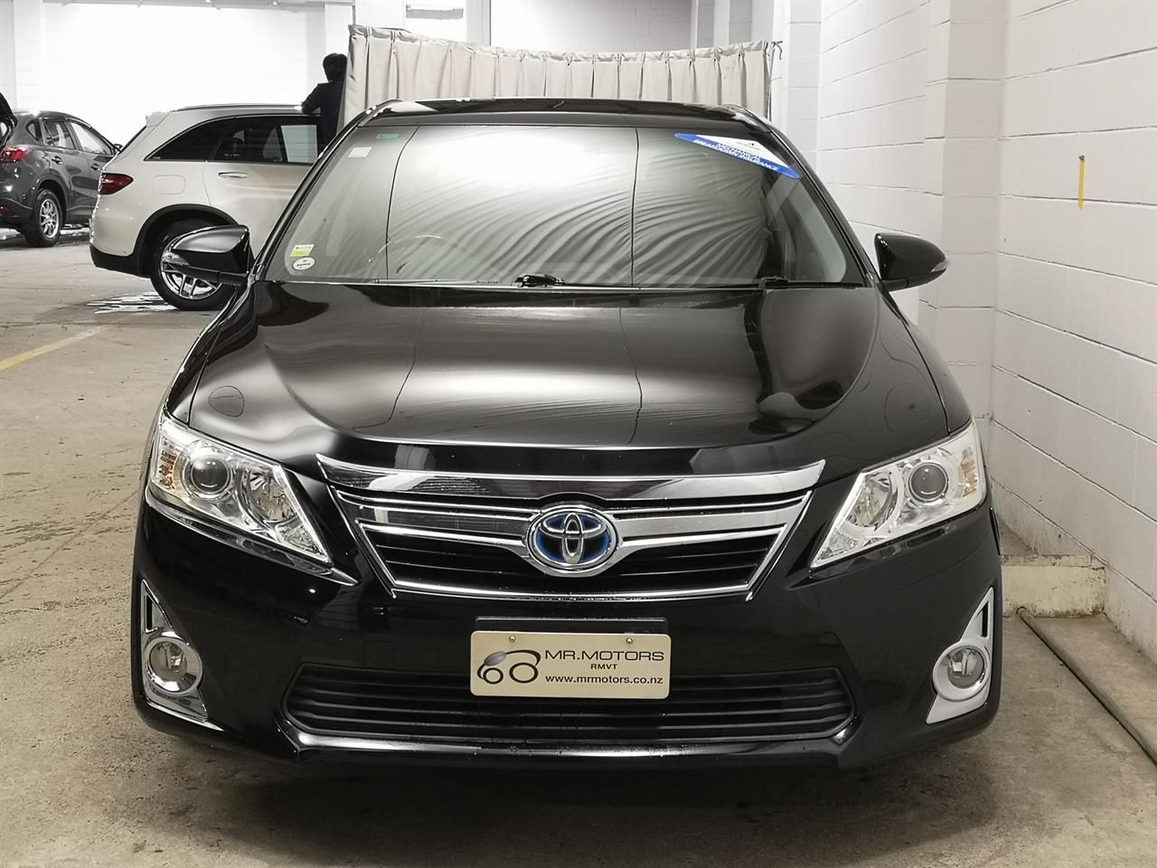 Vehicle image 4
