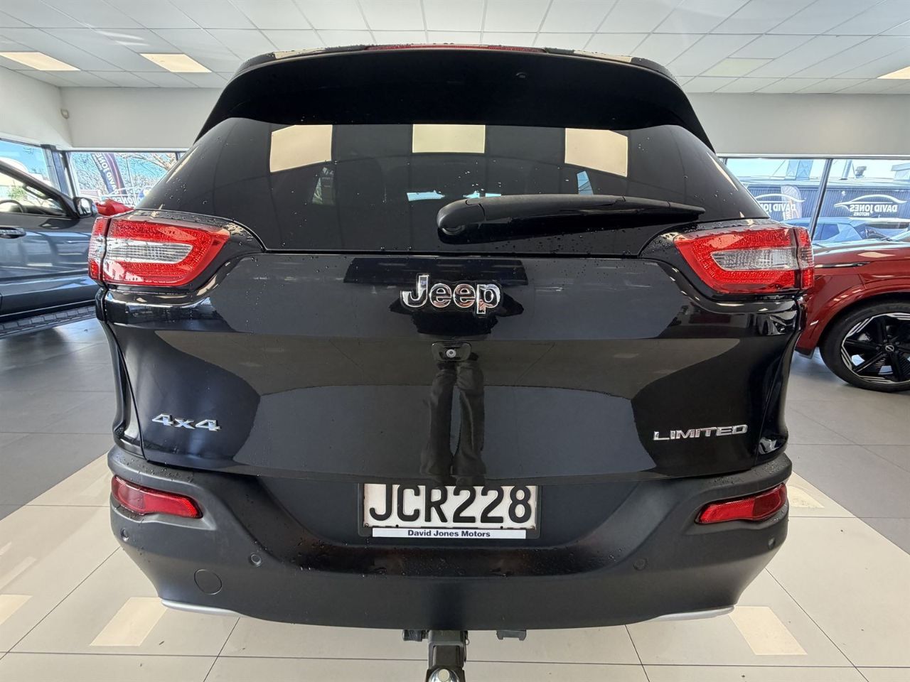 Vehicle image 4