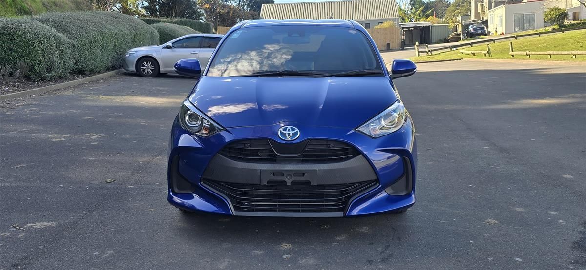 Vehicle image 2