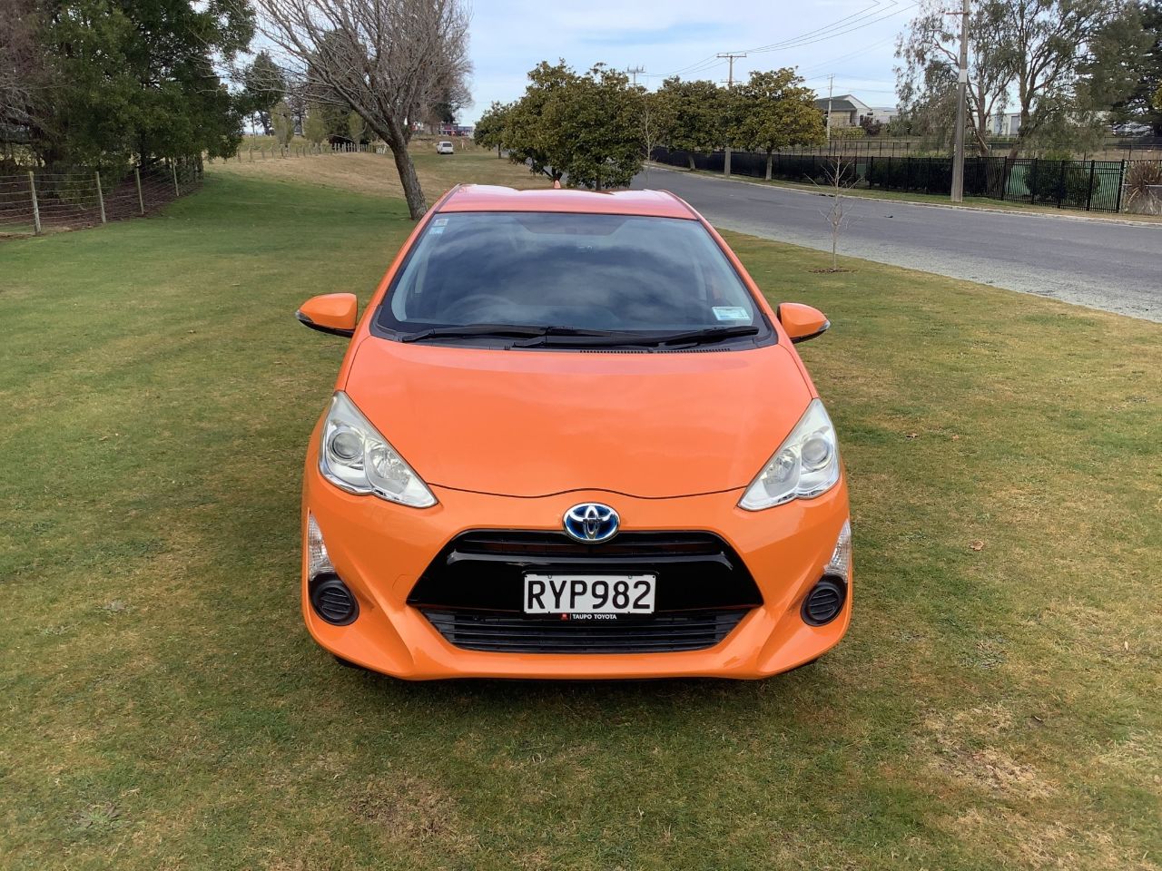 Vehicle image 3