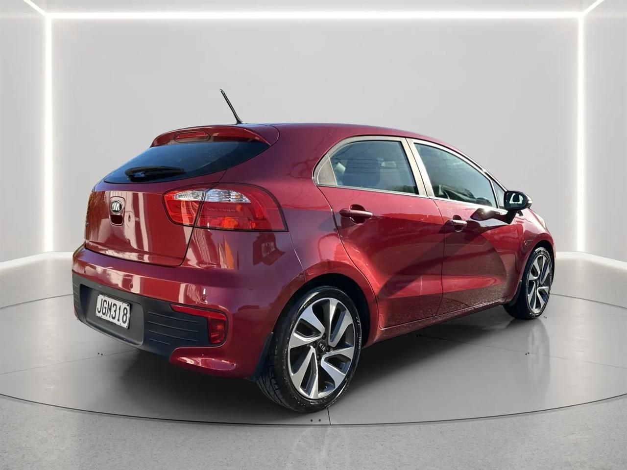 Vehicle image 4