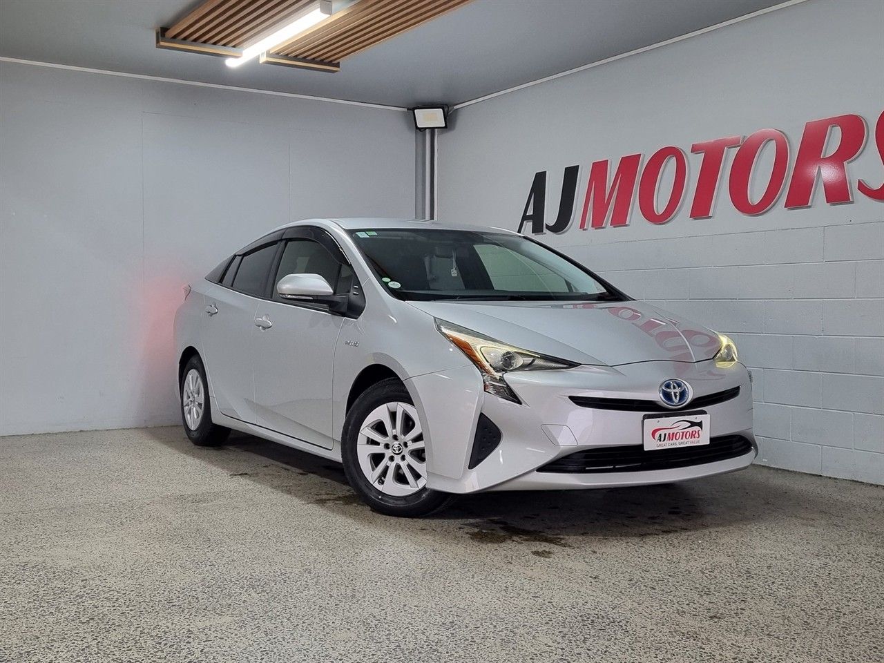 Vehicle image 1