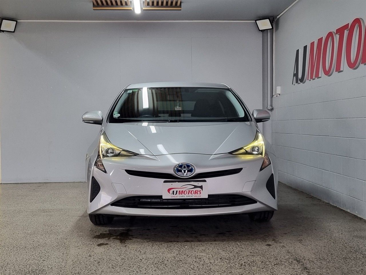 Vehicle image 2