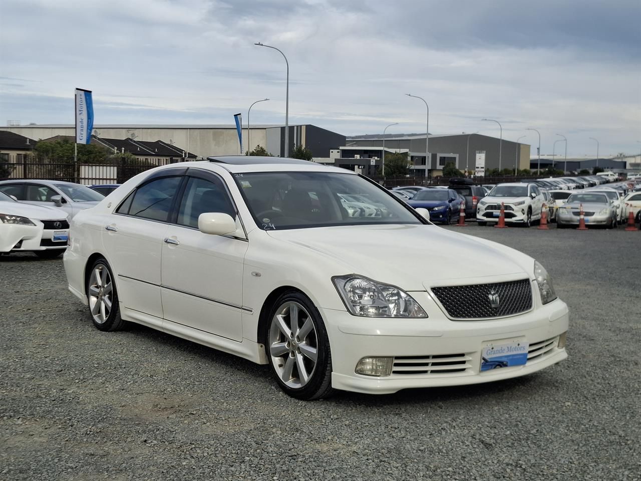Vehicle image 1