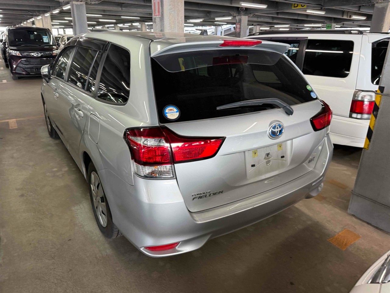 Vehicle image 4
