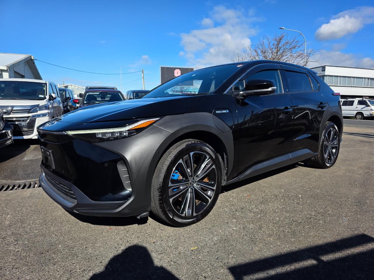Vehicle image 4