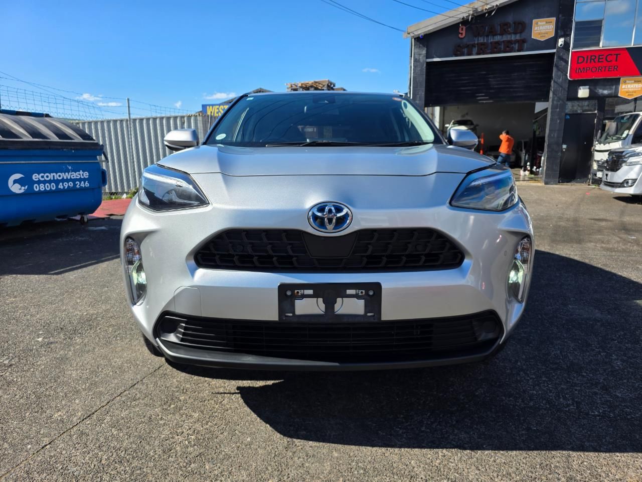Vehicle image 3
