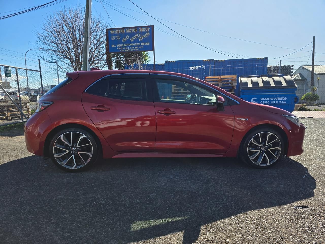 Vehicle image 5