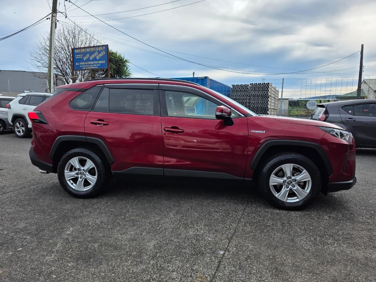 Vehicle image 5