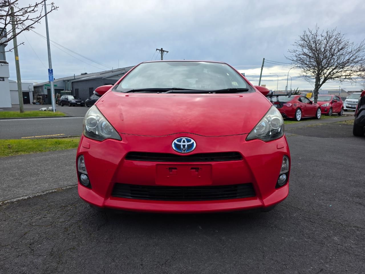 Vehicle image 3