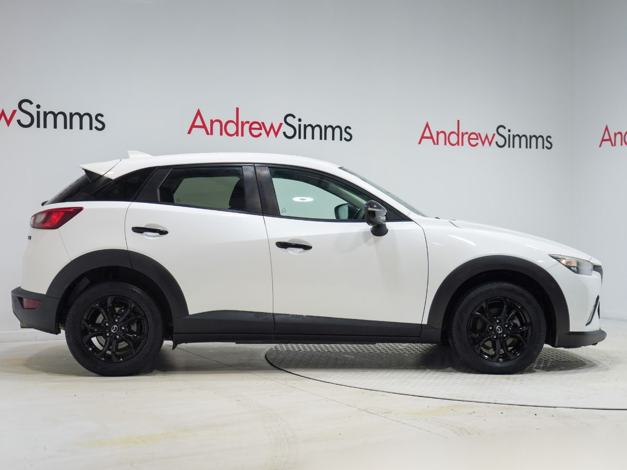 Vehicle image 3