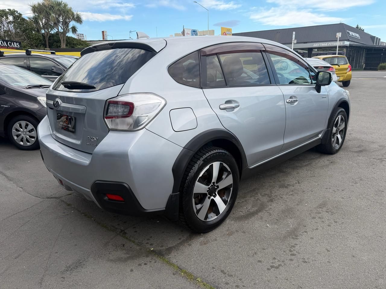Vehicle image 5