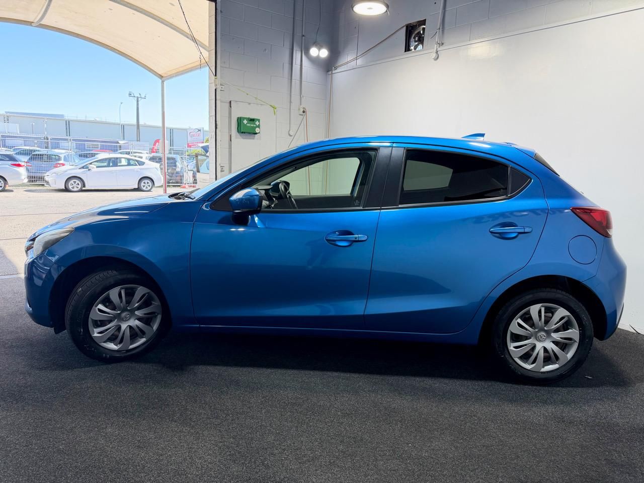 Vehicle image 5