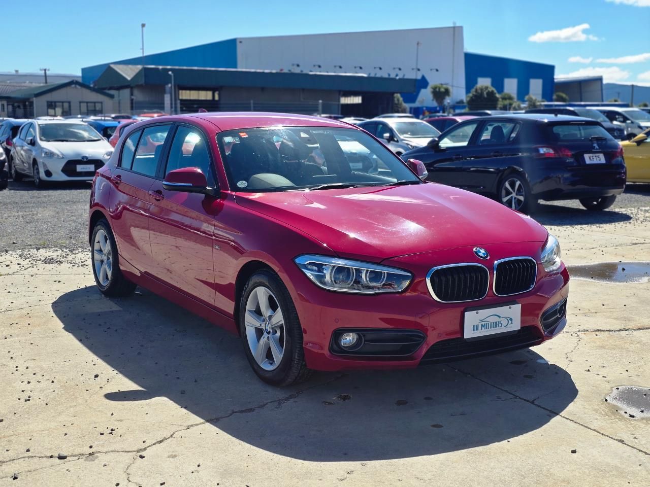 Vehicle image 3