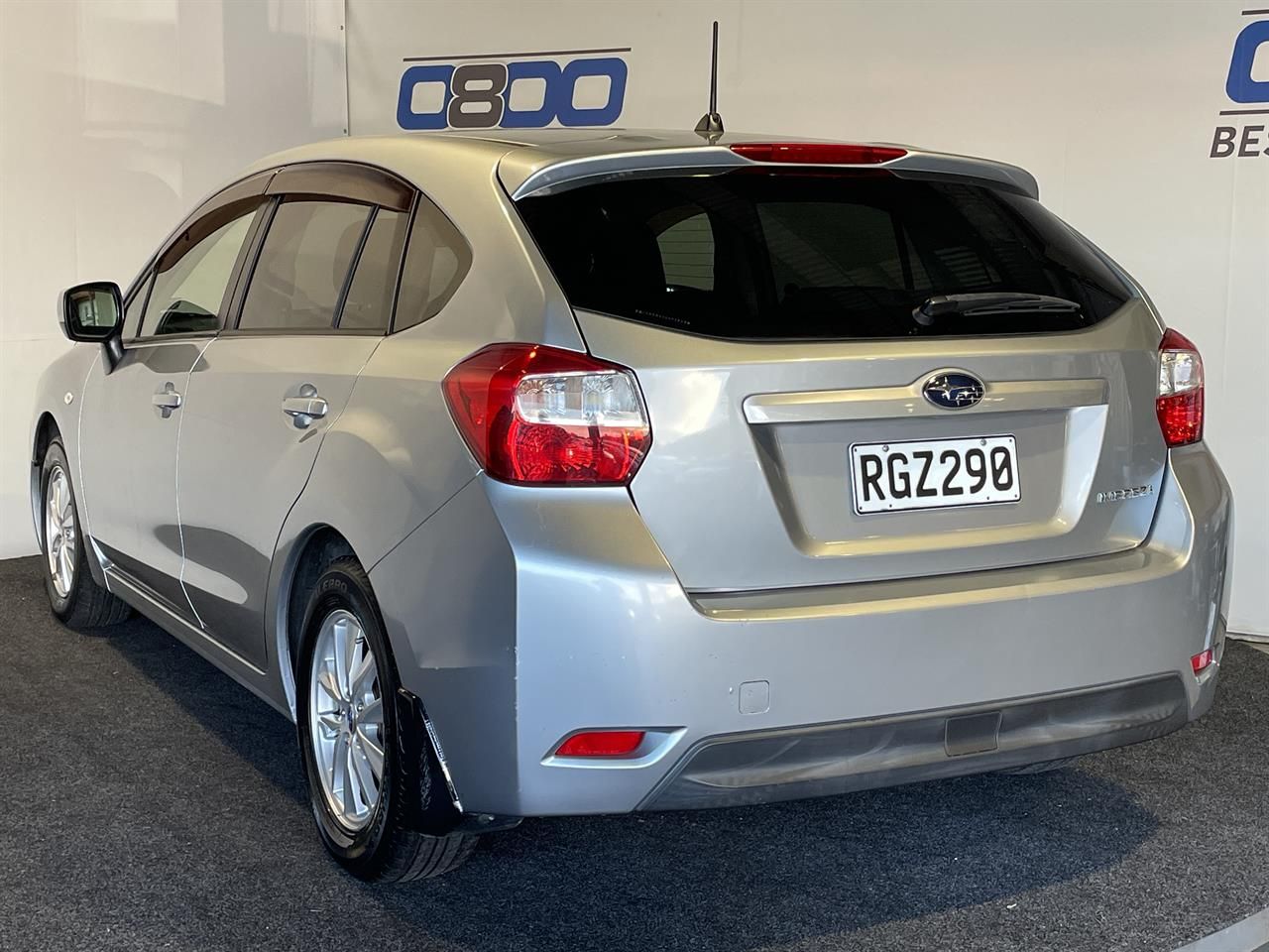 Vehicle image 4