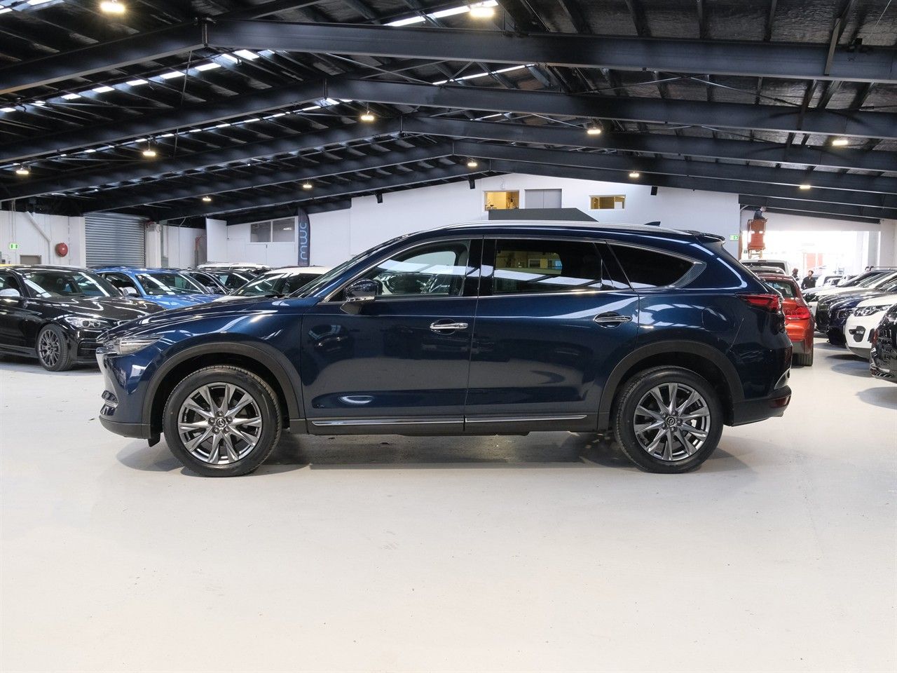 Vehicle image 5
