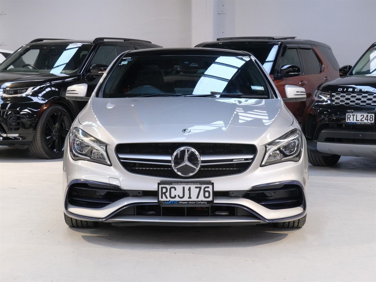 Vehicle image 3
